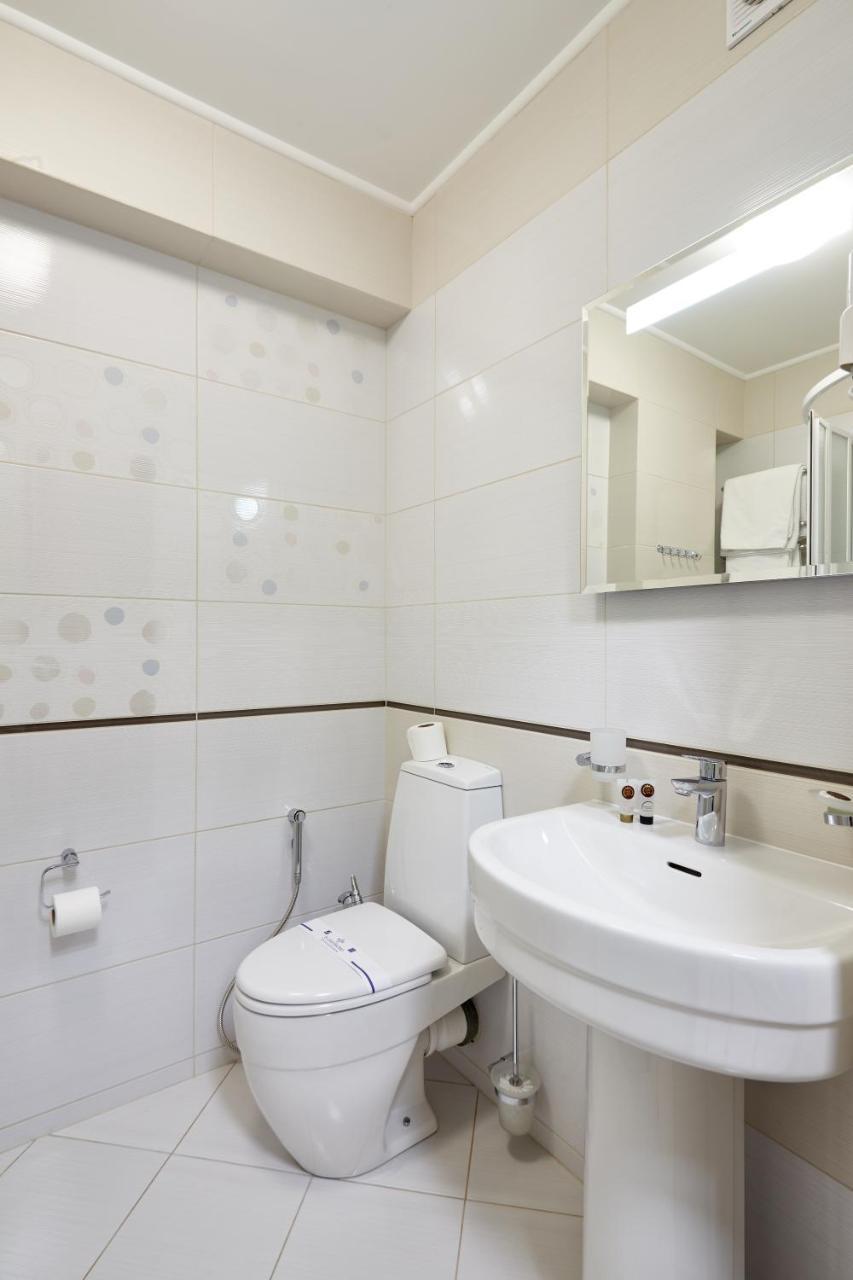 Kasimir Hotel Rooms Bukovel Bagian luar foto