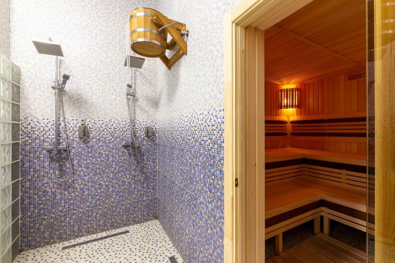 Kasimir Hotel Rooms Bukovel Bagian luar foto